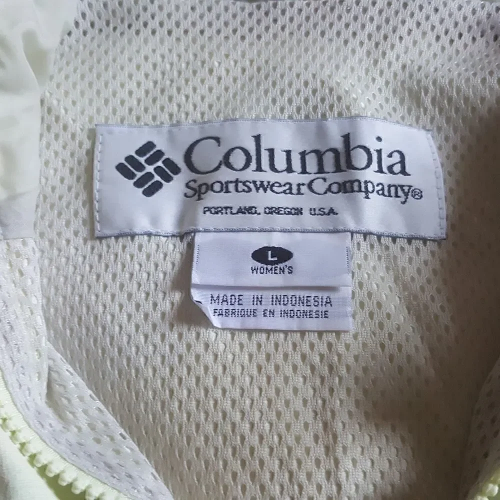 Columbia Yellow Lightweight Jacket Size Large‎